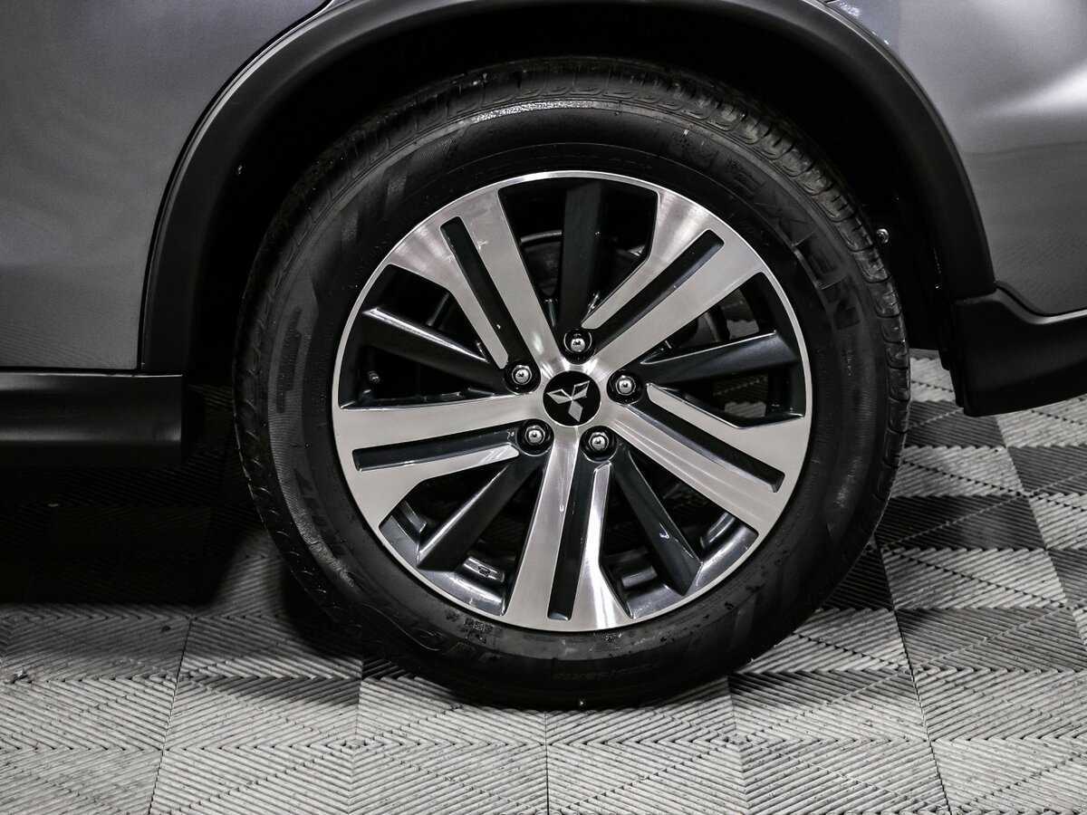 Купить Mitsubishi Outlander Sport с пробегом. Фото: #13