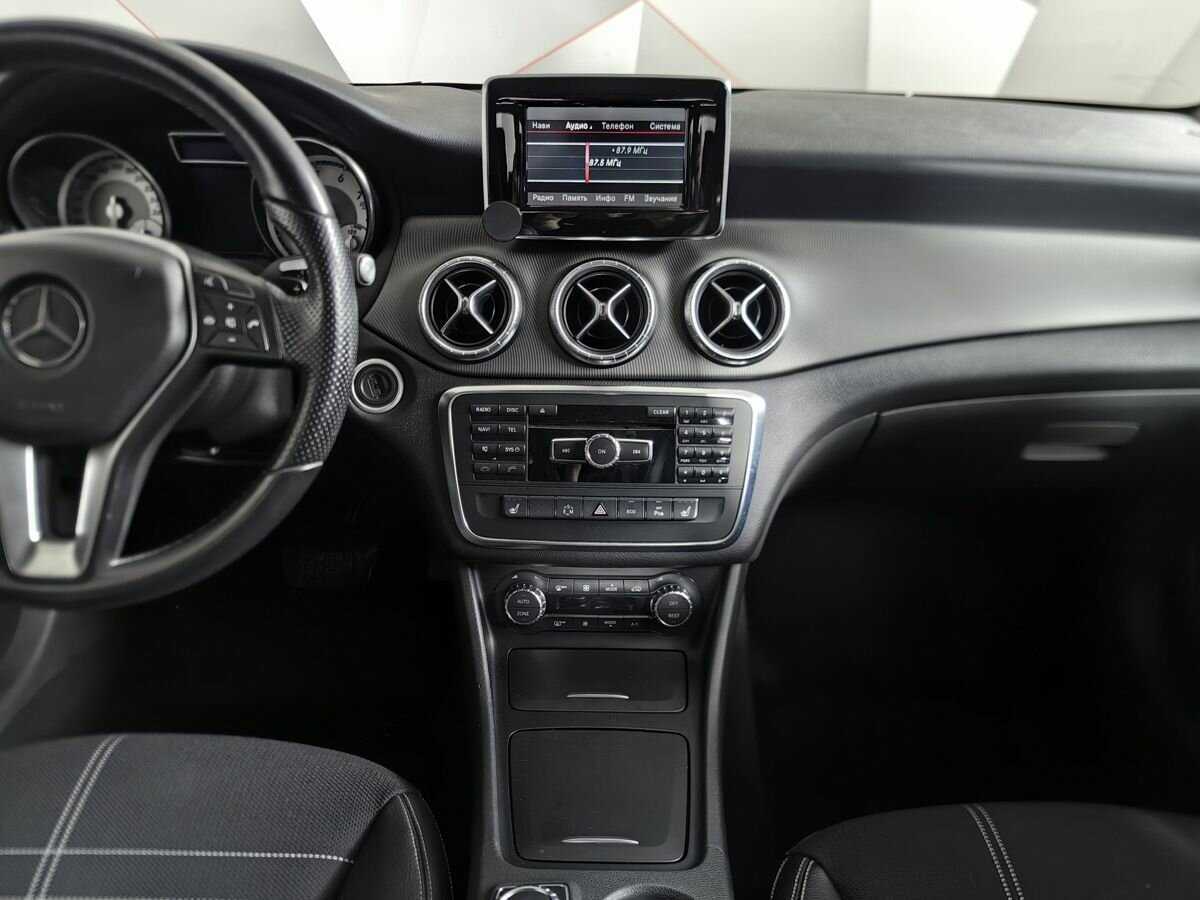 Купить Mercedes-Benz CLA с пробегом. Фото: #10