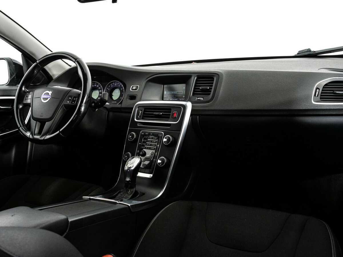 Купить Volvo S60 с пробегом. Фото: #6
