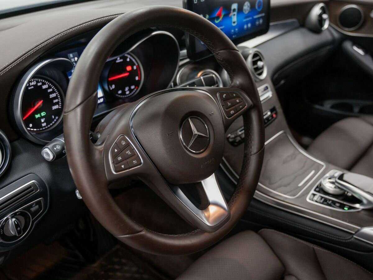Купить Mercedes-Benz GLC с пробегом. Фото: #16