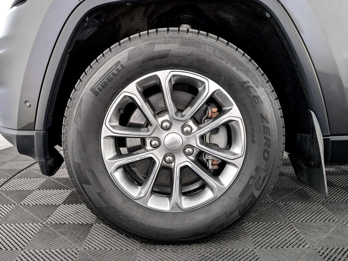 Купить Jeep Grand Cherokee с пробегом. Фото: #16
