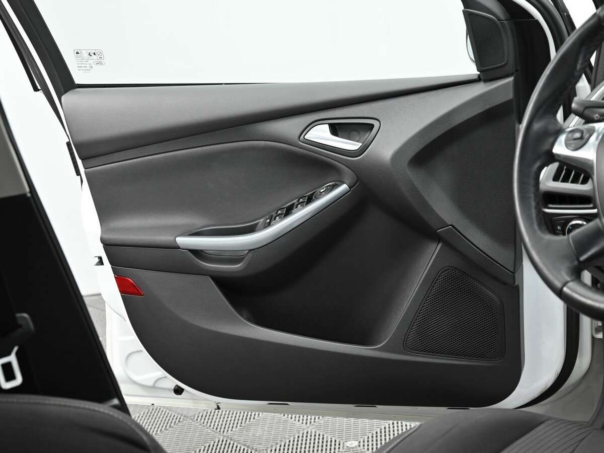 Купить Ford Focus с пробегом. Фото: #6