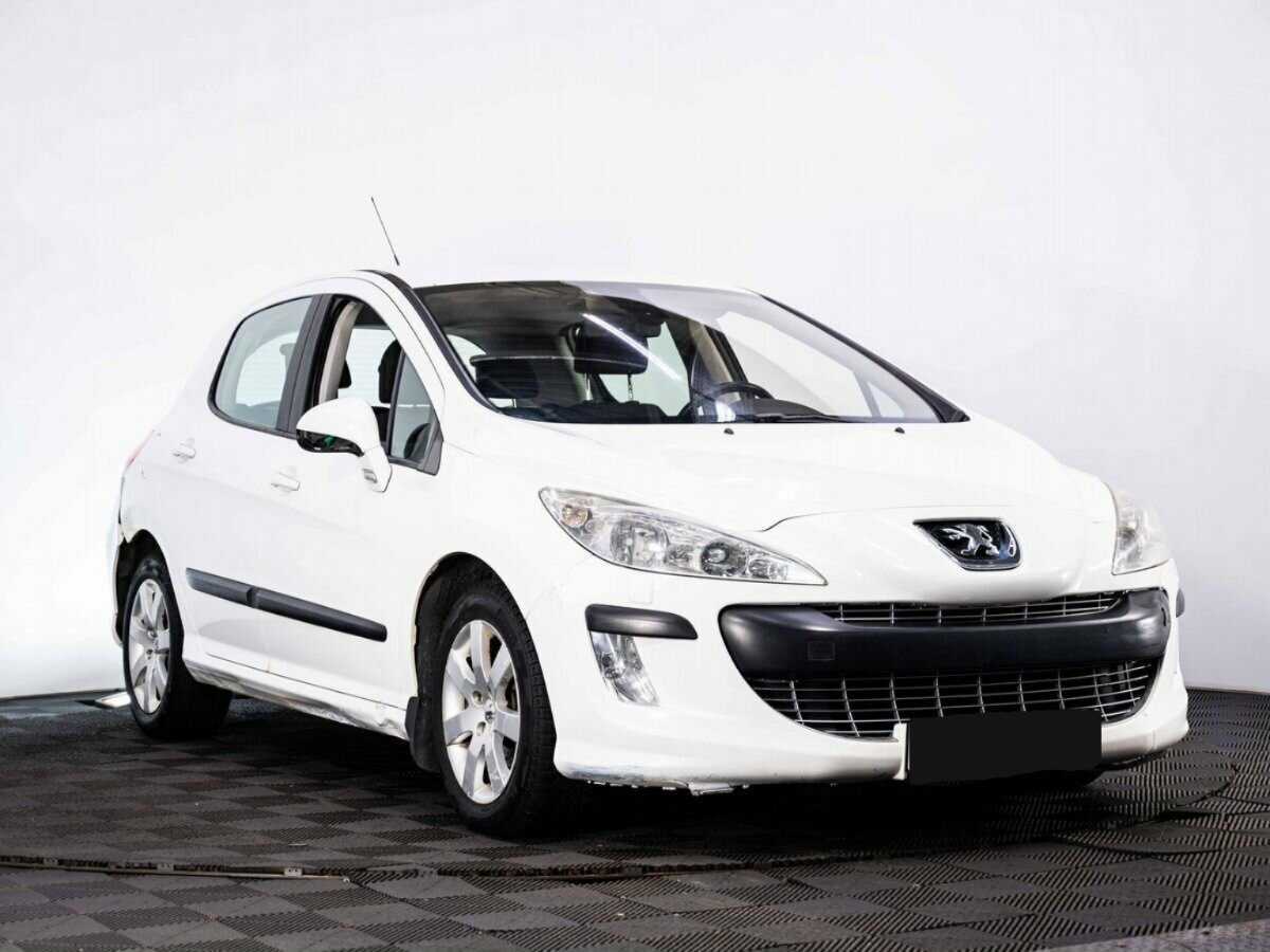 Купить Peugeot 308 с пробегом. Фото: #2