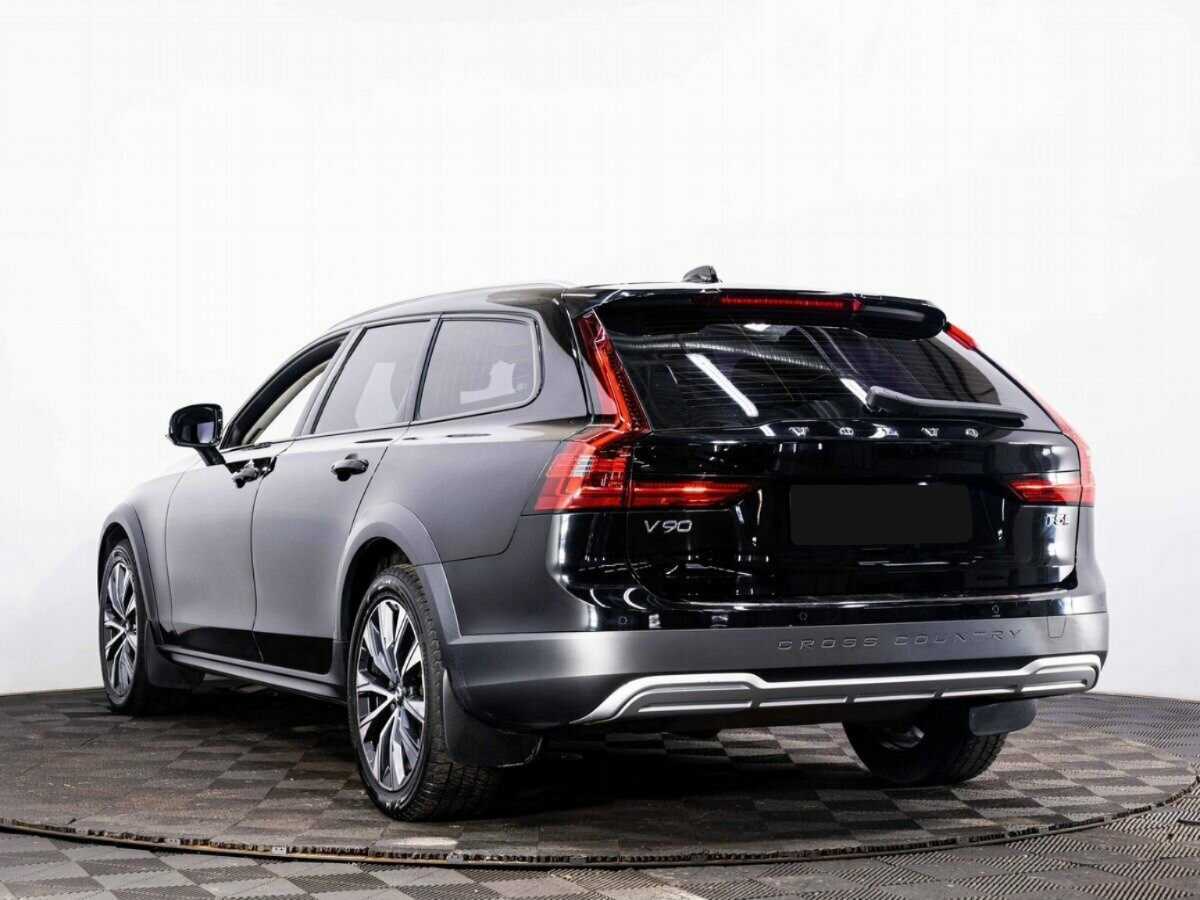 Купить Volvo V90 Cross Country с пробегом. Фото: #3