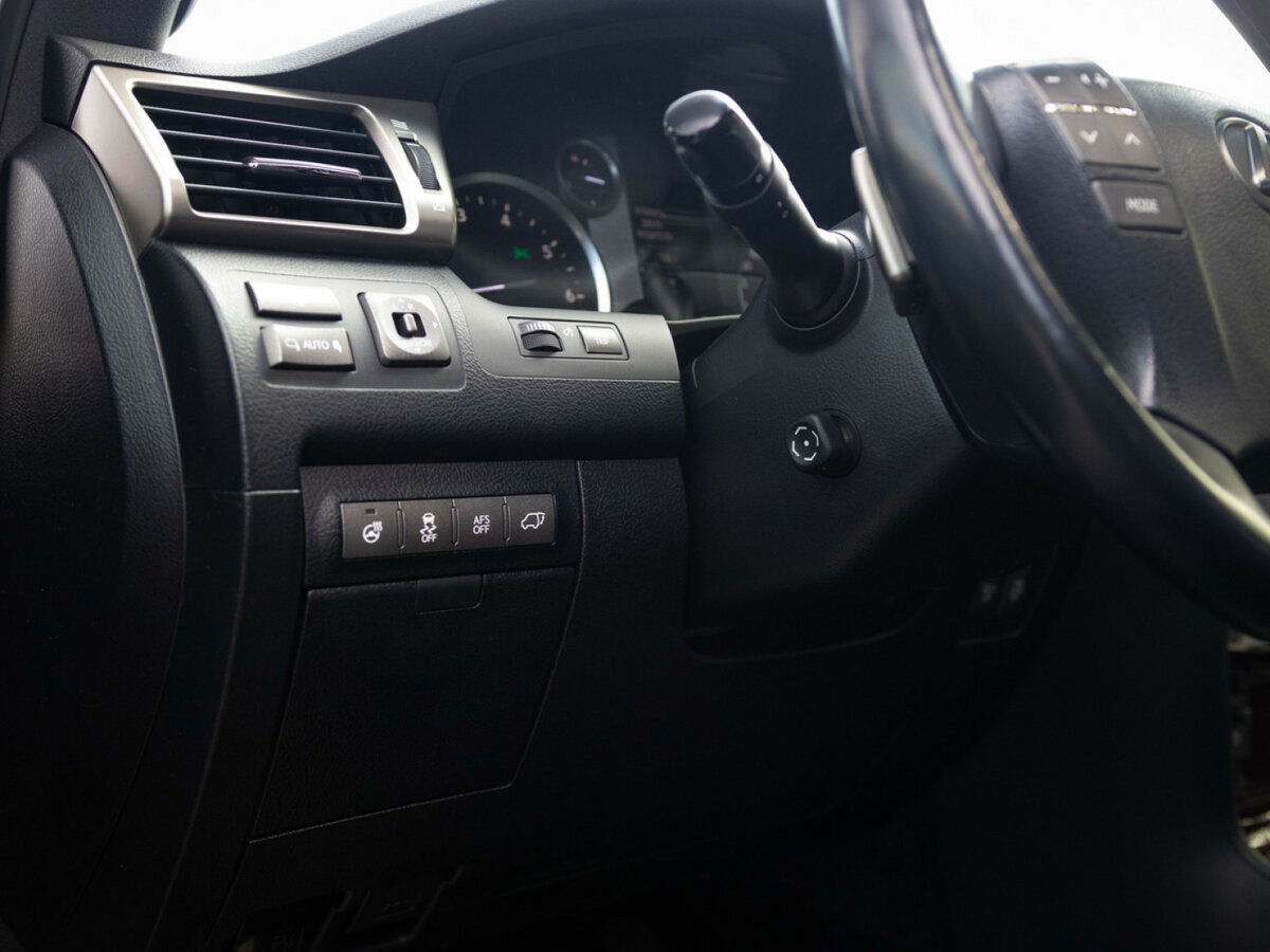 Купить Lexus LX с пробегом. Фото: #24