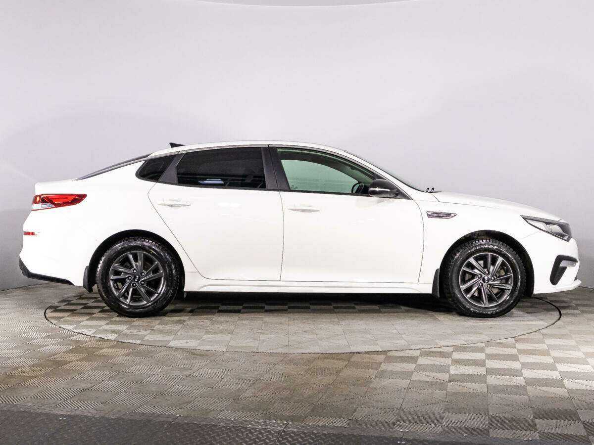 Купить Kia Optima с пробегом. Фото: #3