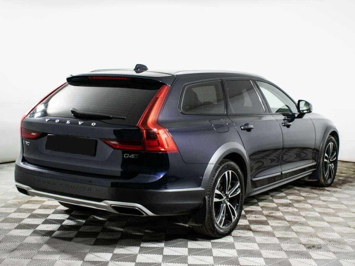 Купить Volvo V90 Cross Country с пробегом. Фото: #4
