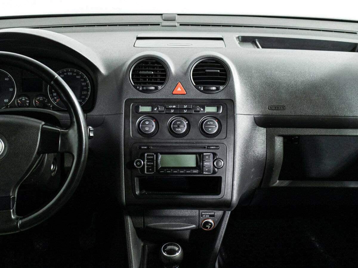 Купить Volkswagen Caddy с пробегом. Фото: #11