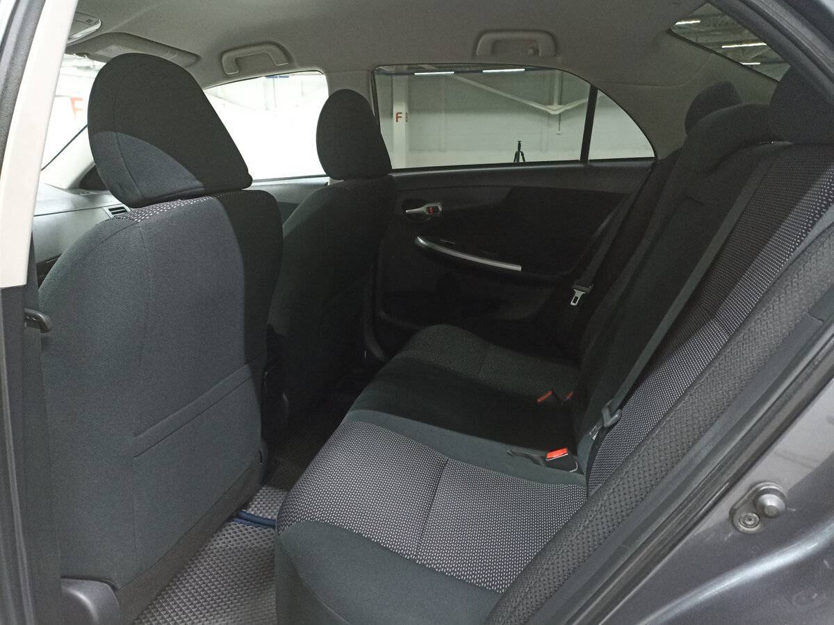 Купить Toyota Corolla с пробегом. Фото: #11