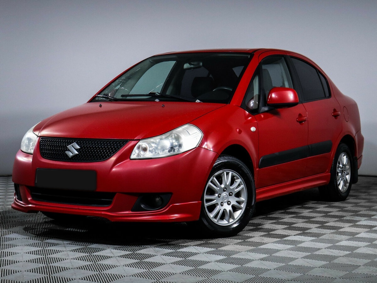Купить Suzuki SX4 с пробегом. Посмотреть фото