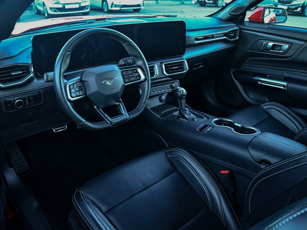 Купить Ford Mustang с пробегом. Фото: #10