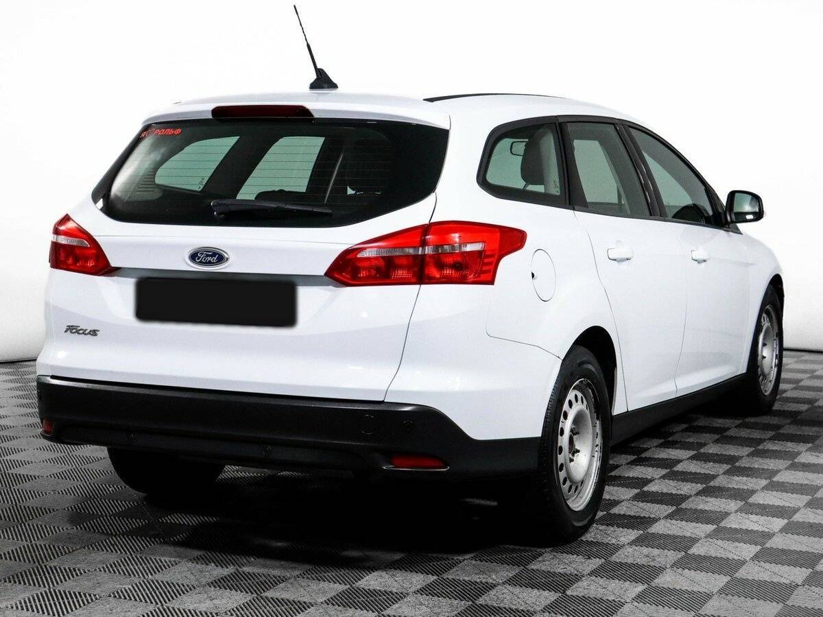Купить Ford Focus с пробегом. Фото: #4