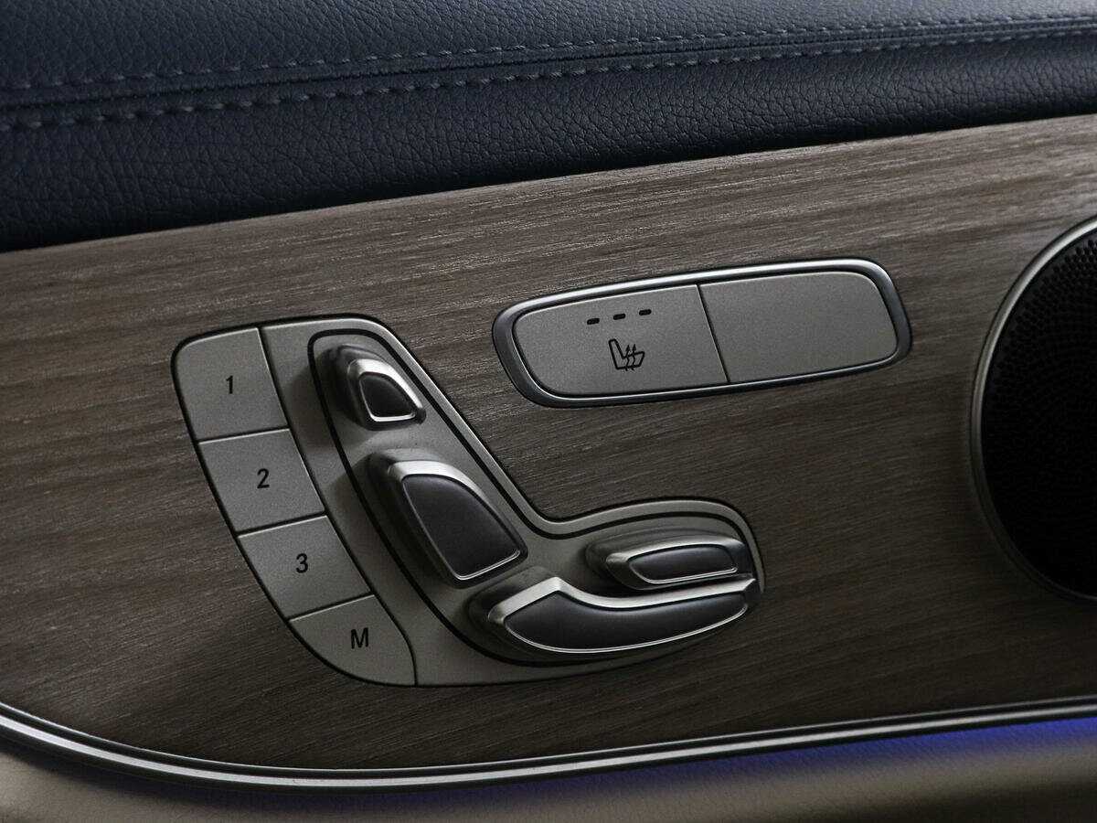 Купить Mercedes-Benz E-Класс с пробегом. Фото: #16
