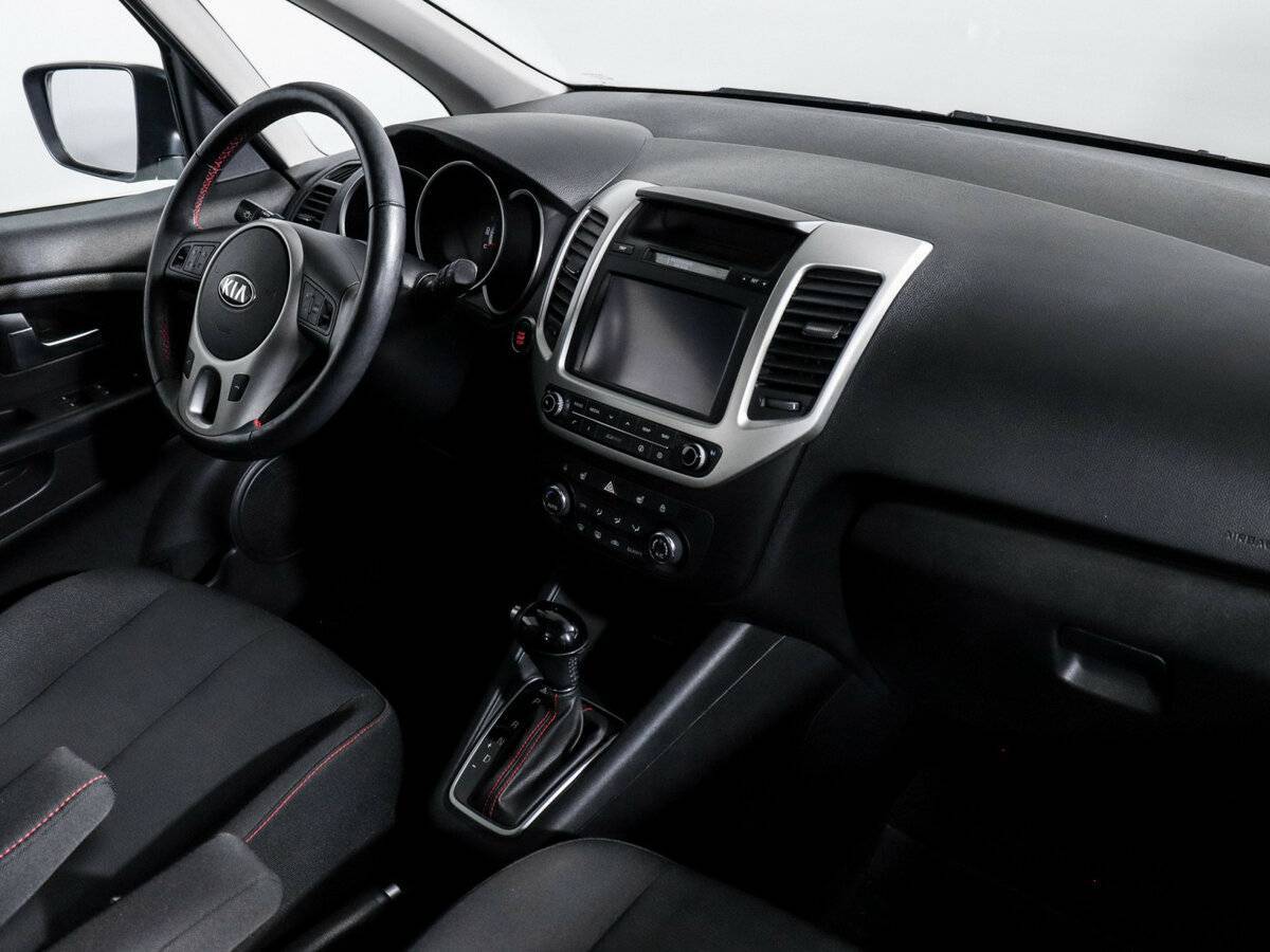 Купить Kia Venga с пробегом. Фото: #4