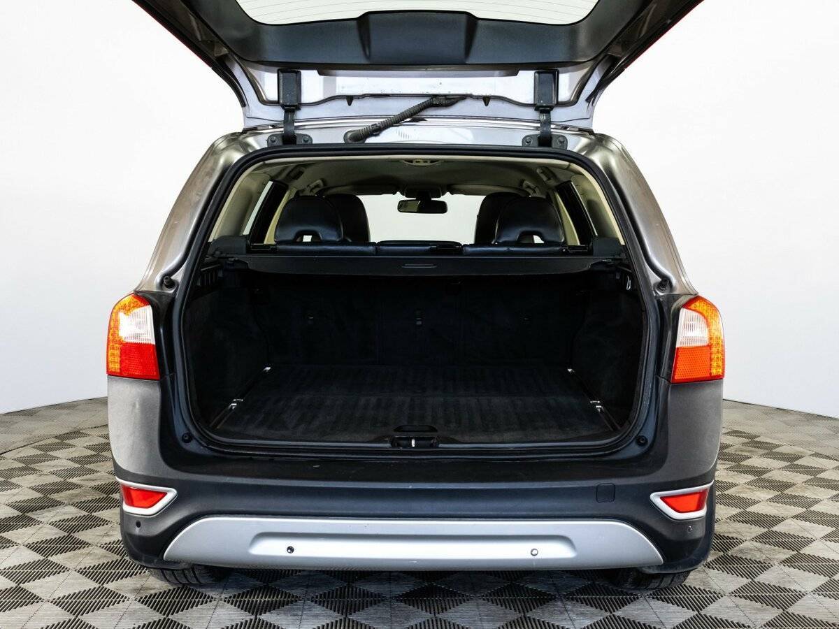 Купить Volvo XC70 с пробегом. Фото: #18