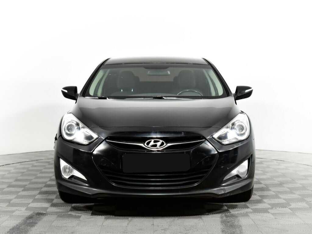 Купить Hyundai i40 с пробегом. Фото: #1