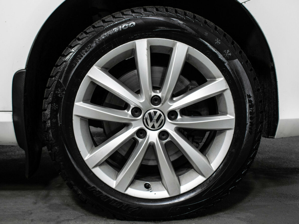 Купить Volkswagen Passat с пробегом. Фото: #14