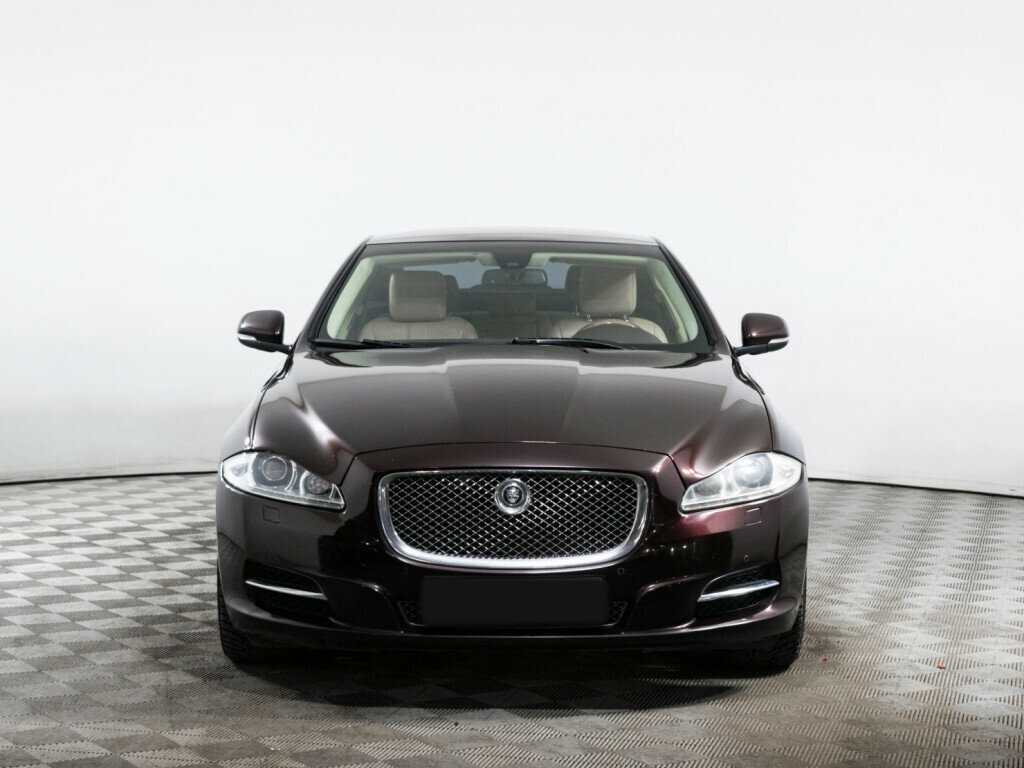 Купить Jaguar XJ с пробегом. Фото: #1