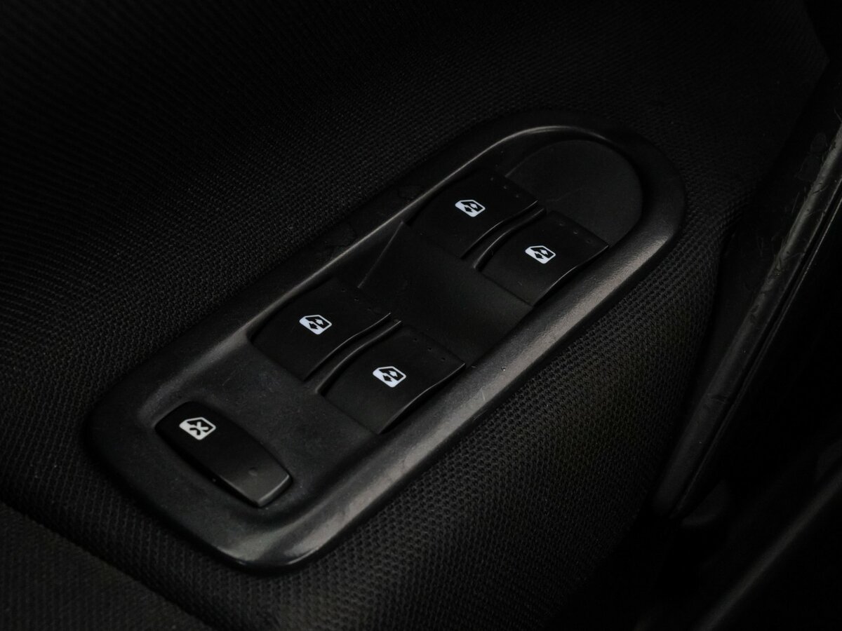 Купить Renault Megane с пробегом. Фото: #12