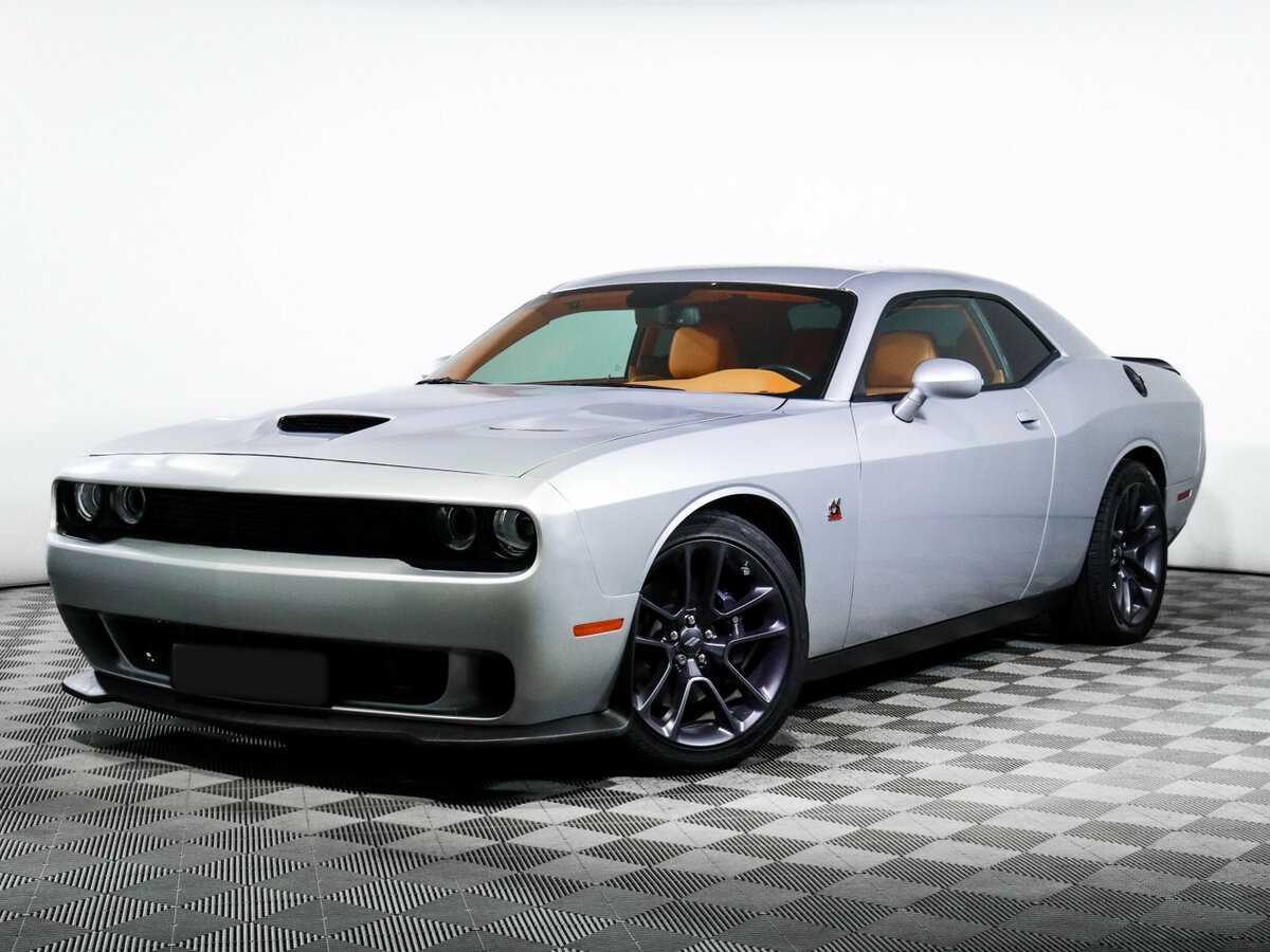 Купить Dodge Challenger с пробегом. Посмотреть фото