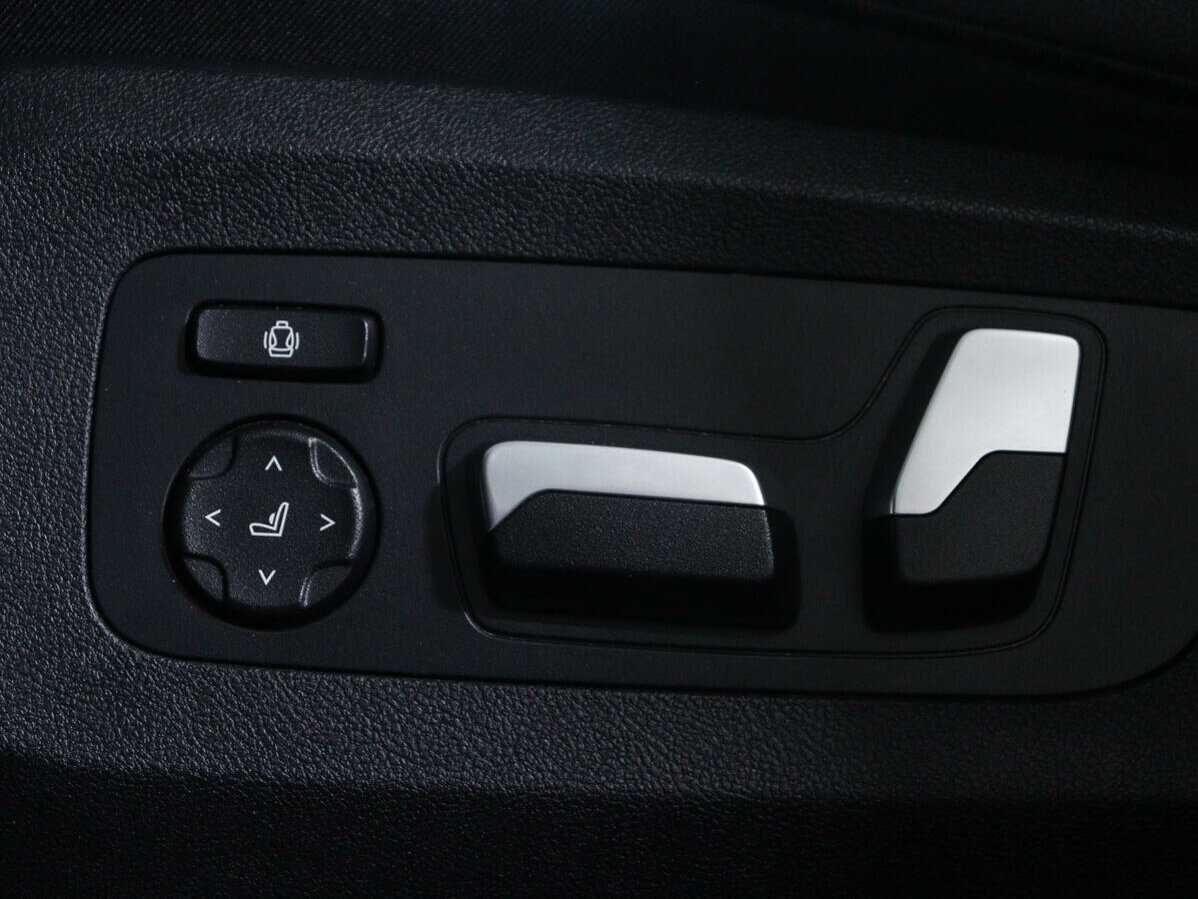 Купить BMW X7 с пробегом. Фото: #19