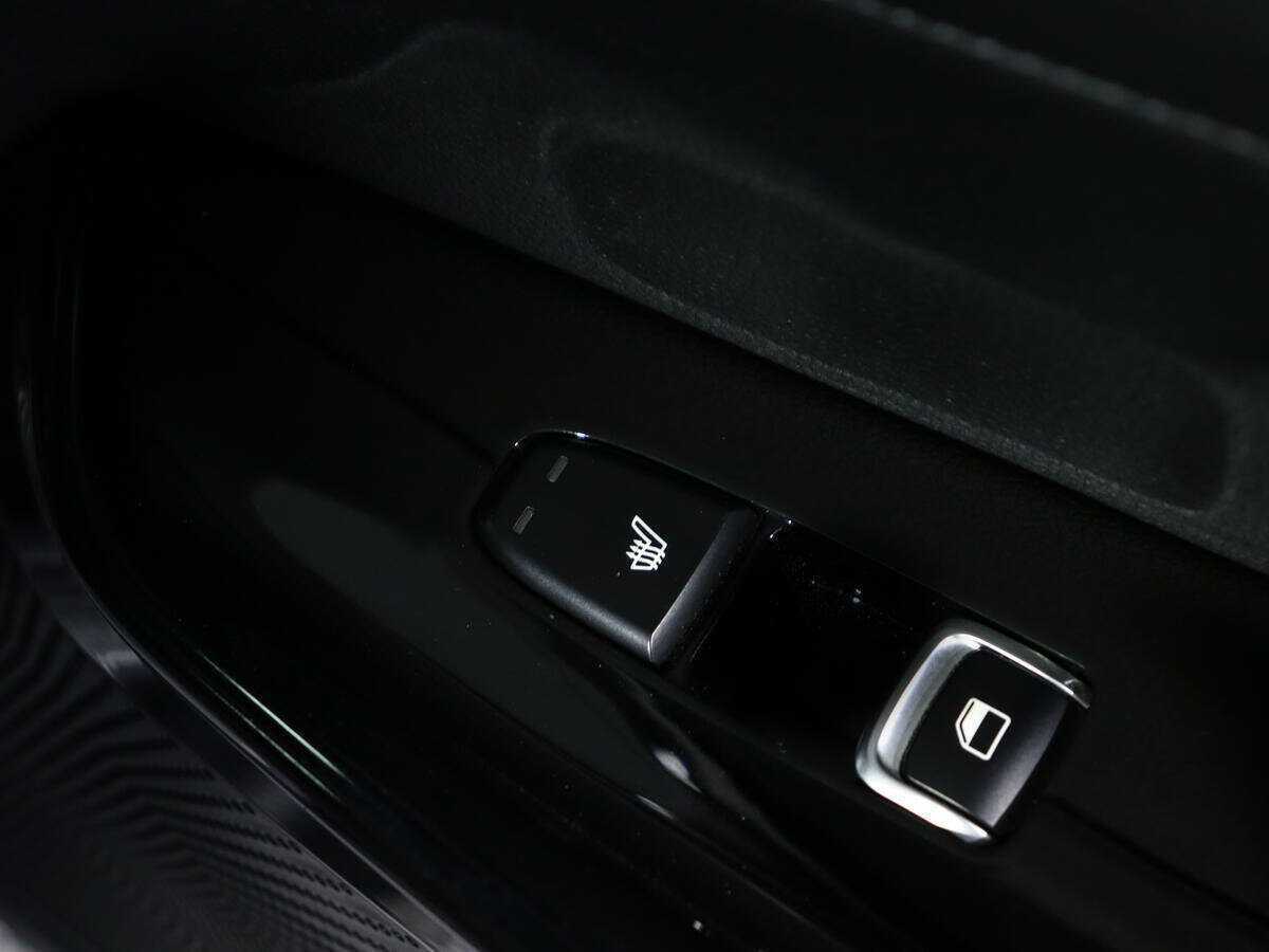 Купить Kia K5 с пробегом. Фото: #23