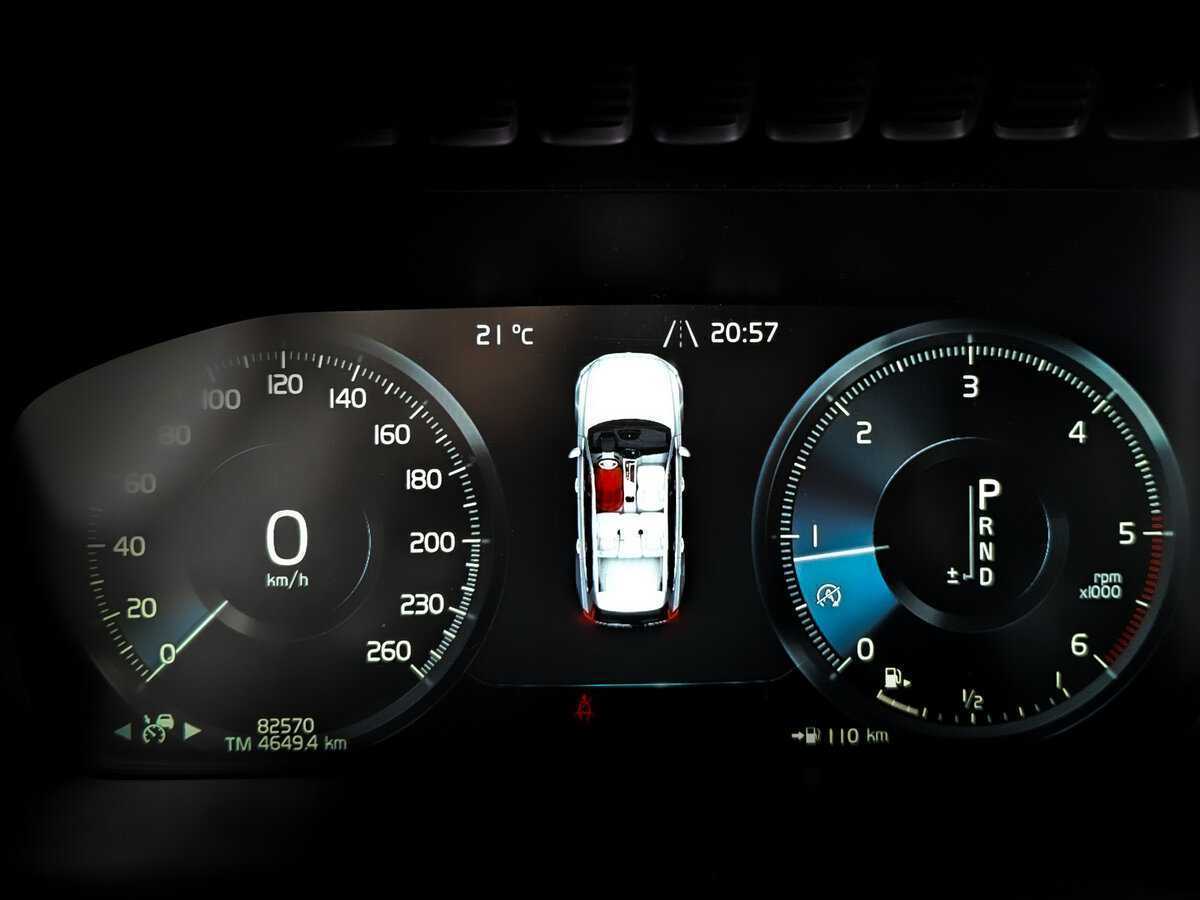 Купить Volvo XC90 с пробегом. Фото: #12