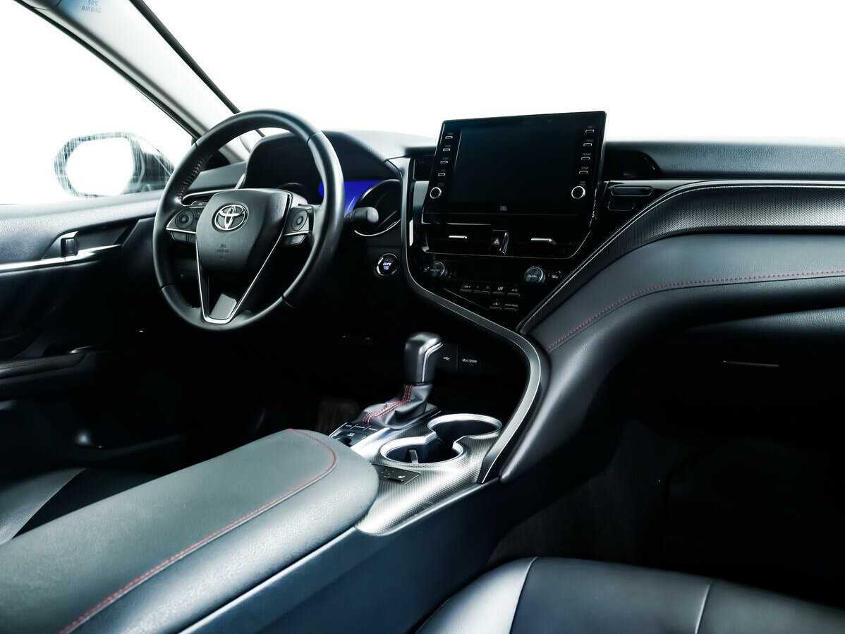 Купить Toyota Camry с пробегом. Фото: #6