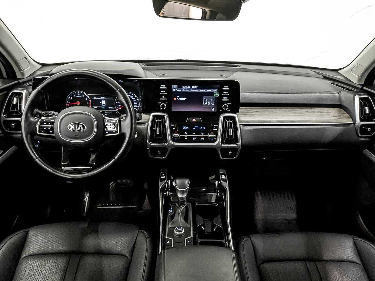 Купить Kia Sorento с пробегом. Фото: #13