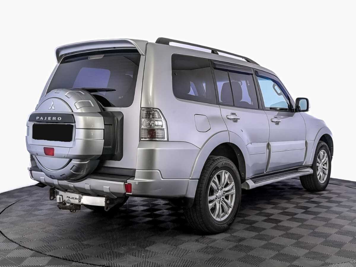 Купить Mitsubishi Pajero с пробегом. Фото: #4