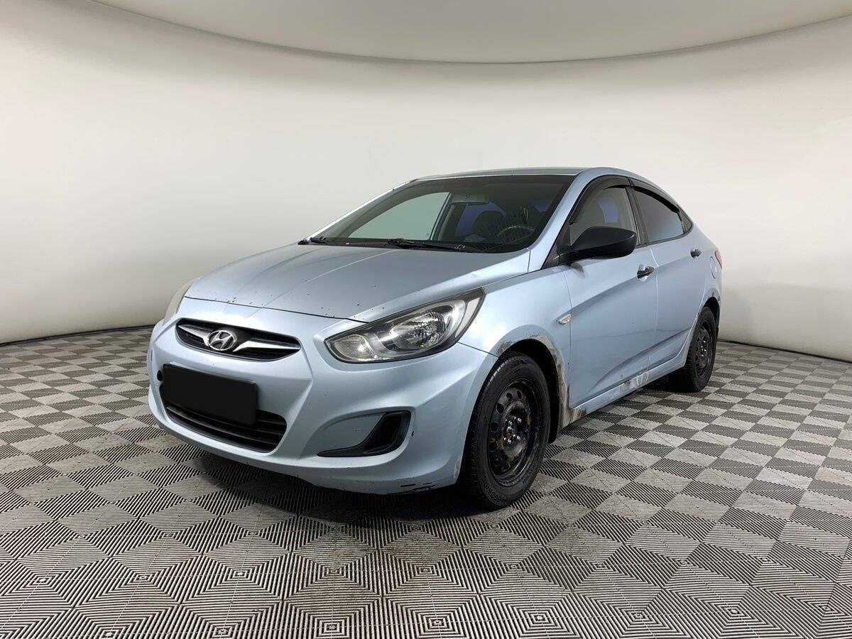 Купить Hyundai Solaris с пробегом. Фото: #0