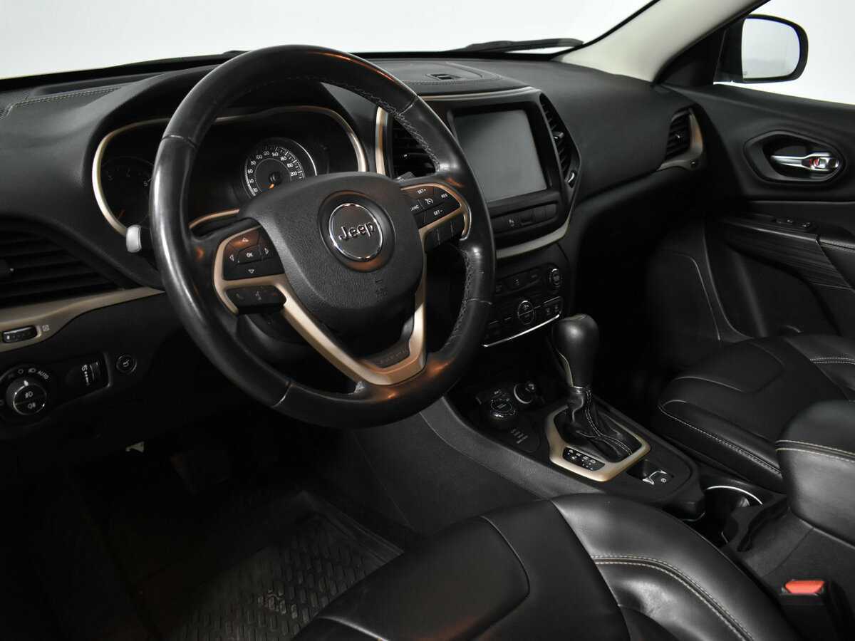 Купить Jeep Cherokee с пробегом. Фото: #5