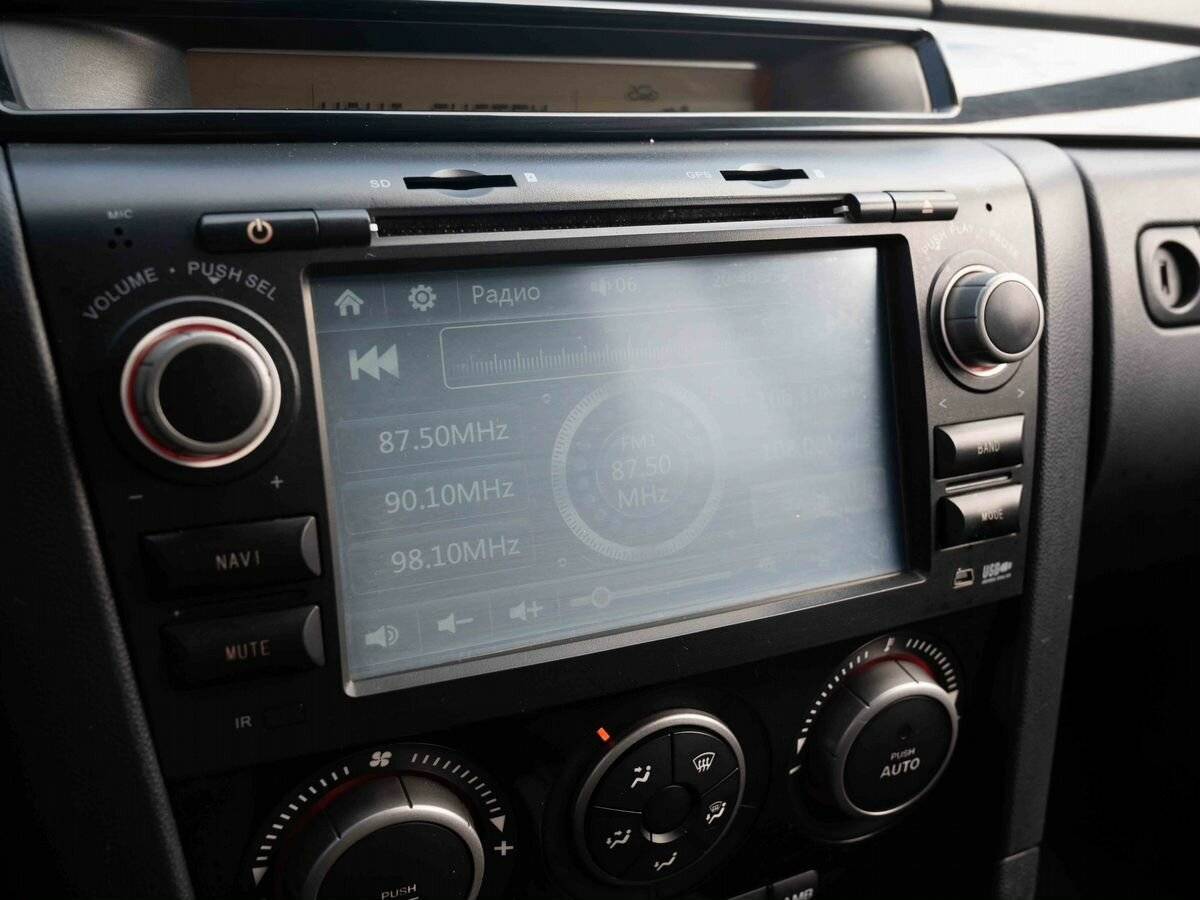 Купить Mazda 3 с пробегом. Фото: #18
