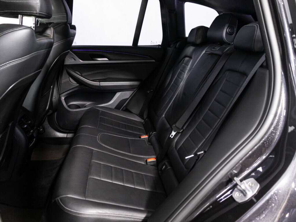 Купить BMW X3 с пробегом. Фото: #9