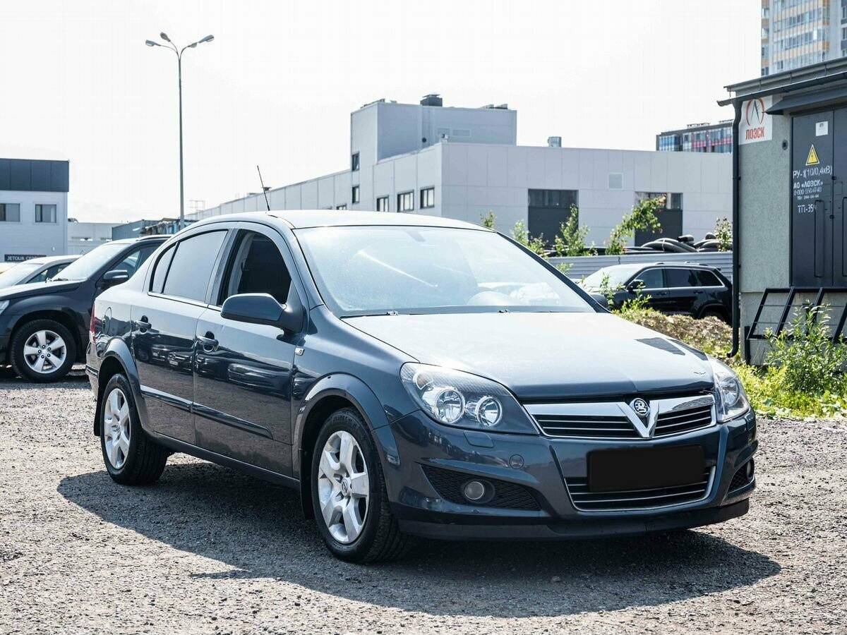 Купить Opel Astra с пробегом. Фото: #2