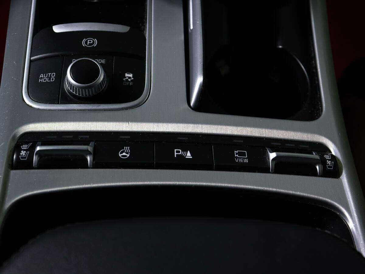 Купить Kia Stinger с пробегом. Фото: #28