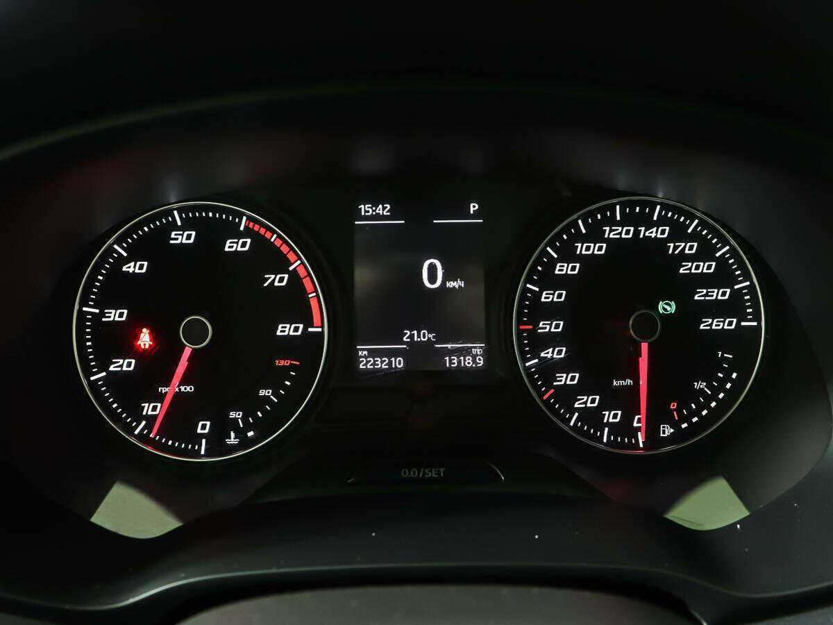 Купить SEAT Leon с пробегом. Фото: #9