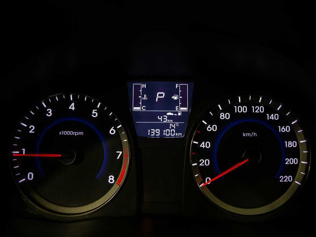 Купить Hyundai Solaris с пробегом. Фото: #13