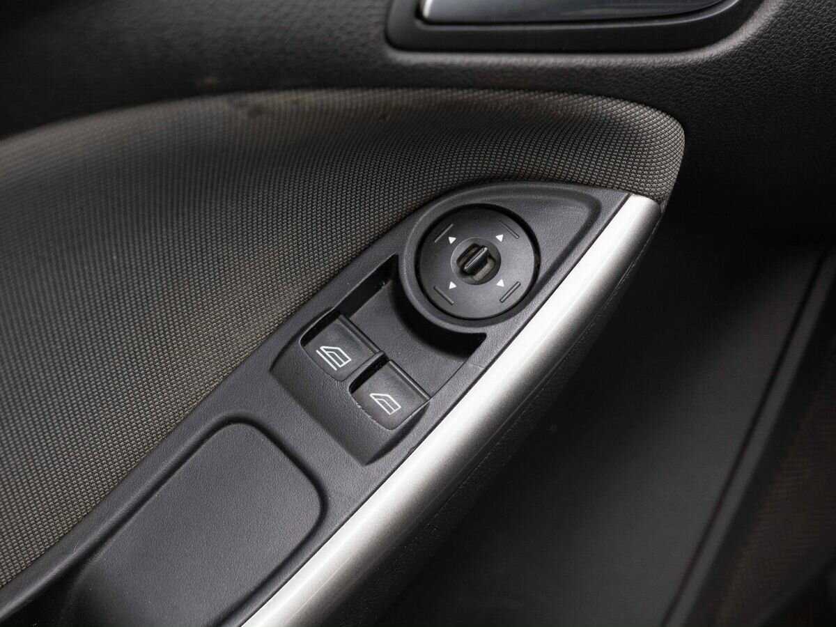Купить Ford Focus с пробегом. Фото: #19