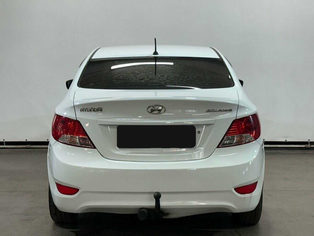 Купить Hyundai Solaris с пробегом. Фото: #5