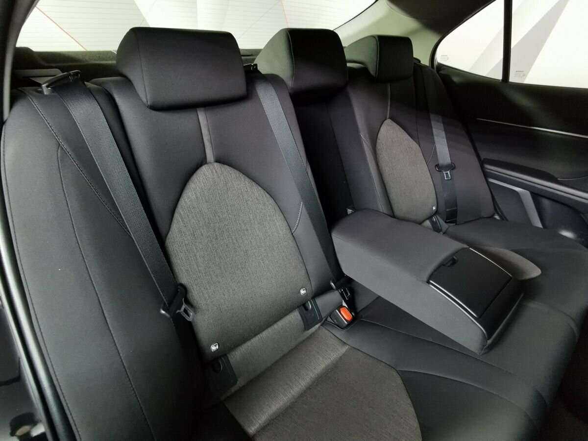 Купить Toyota Camry с пробегом. Фото: #12
