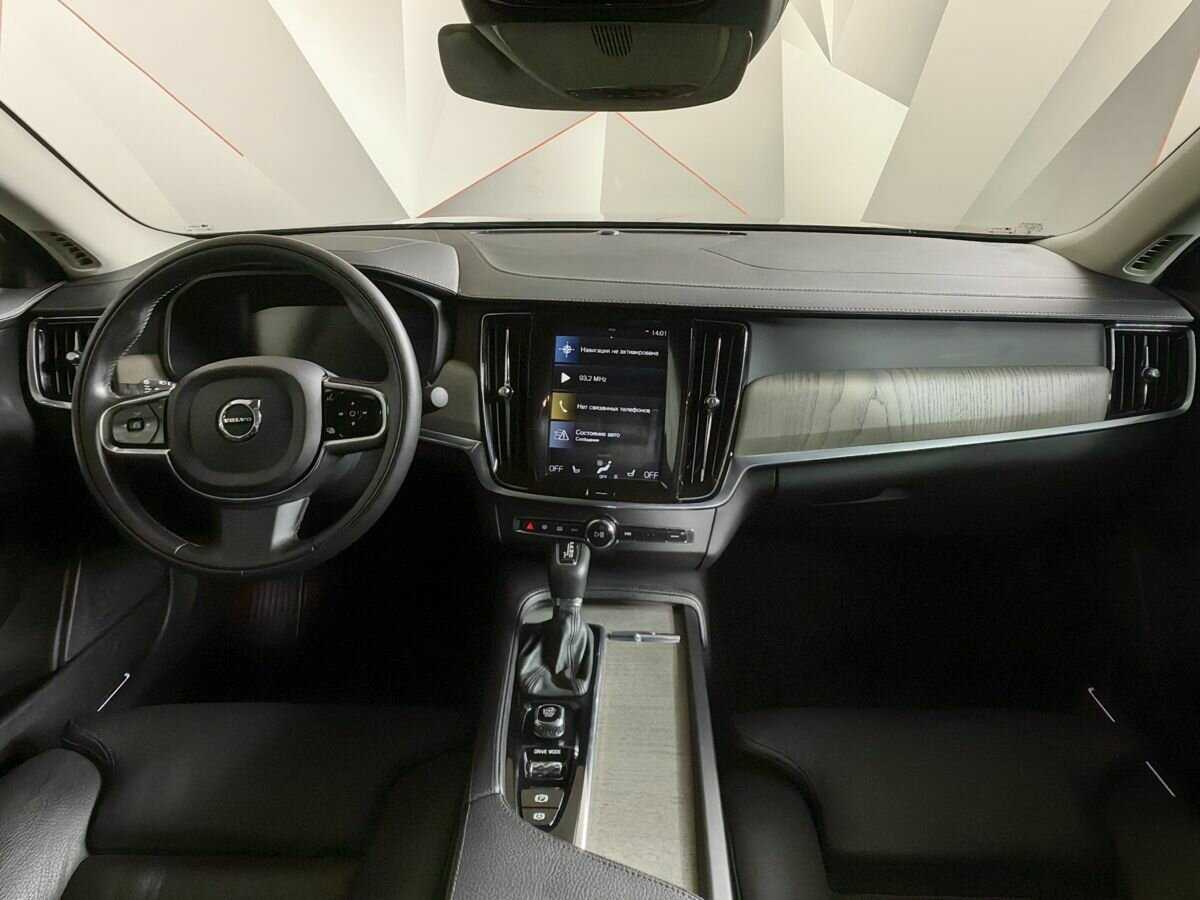 Купить Volvo S90 с пробегом. Фото: #9