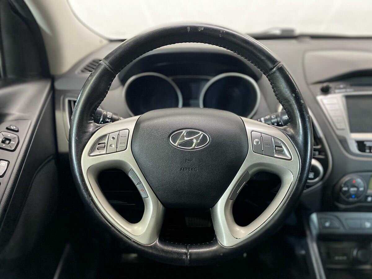 Купить Hyundai ix35 с пробегом. Фото: #16