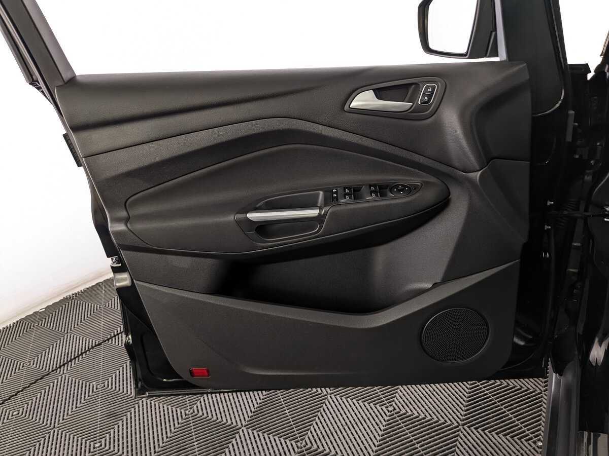 Купить Ford C-MAX с пробегом. Фото: #14