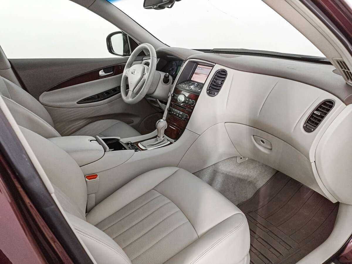 Купить Infiniti QX50 с пробегом. Фото: #10