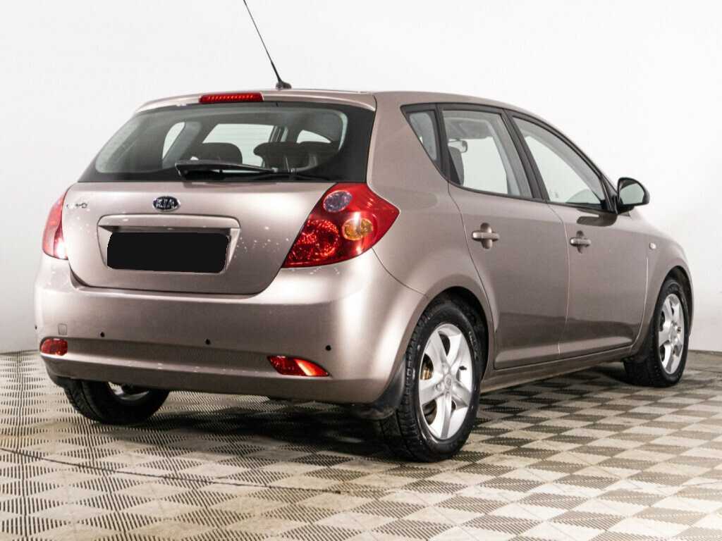 Купить Kia Ceed с пробегом. Фото: #4