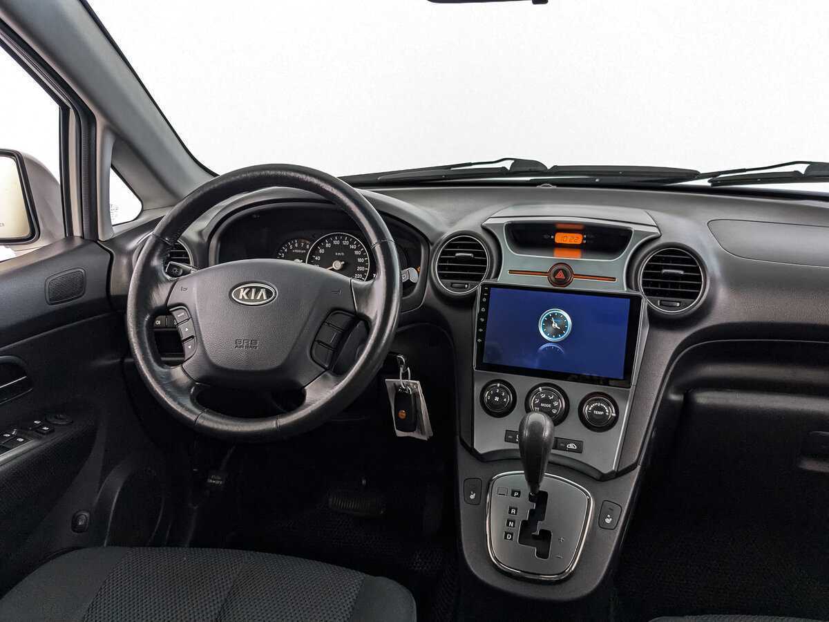 Купить Kia Carens с пробегом. Фото: #16