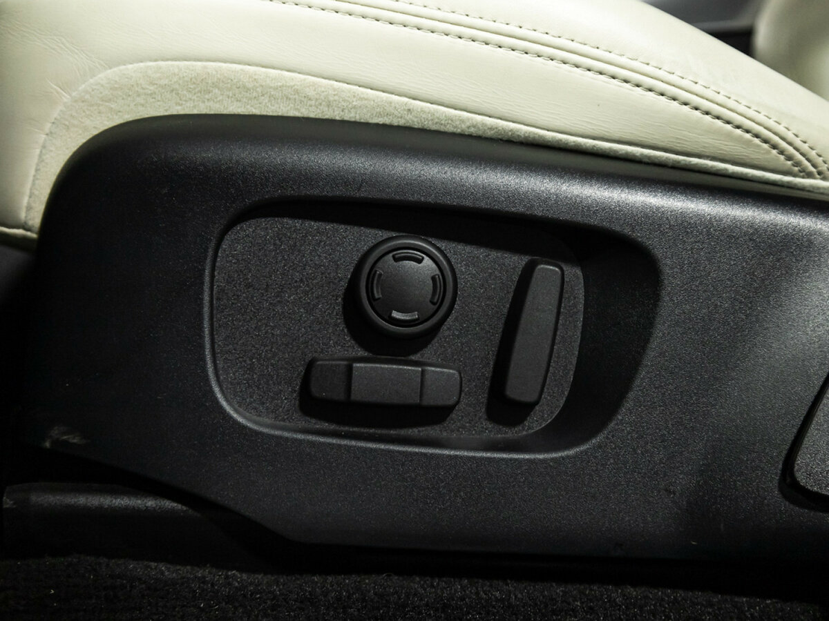Купить Land Rover Range Rover Sport с пробегом. Фото: #13