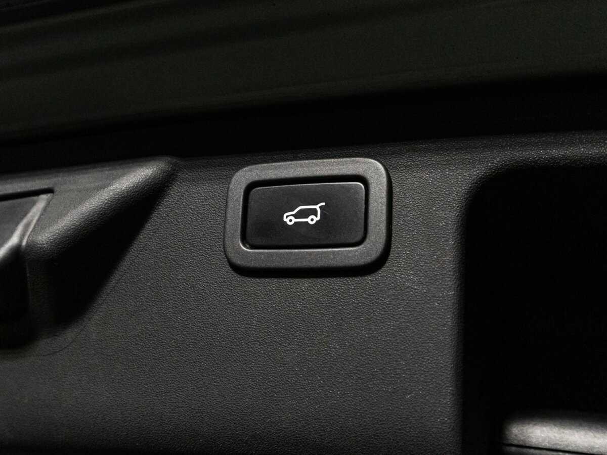 Купить Land Rover Discovery Sport с пробегом. Фото: #19