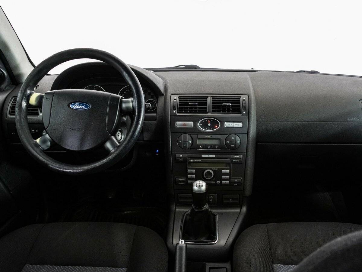 Купить Ford Mondeo с пробегом. Фото: #9